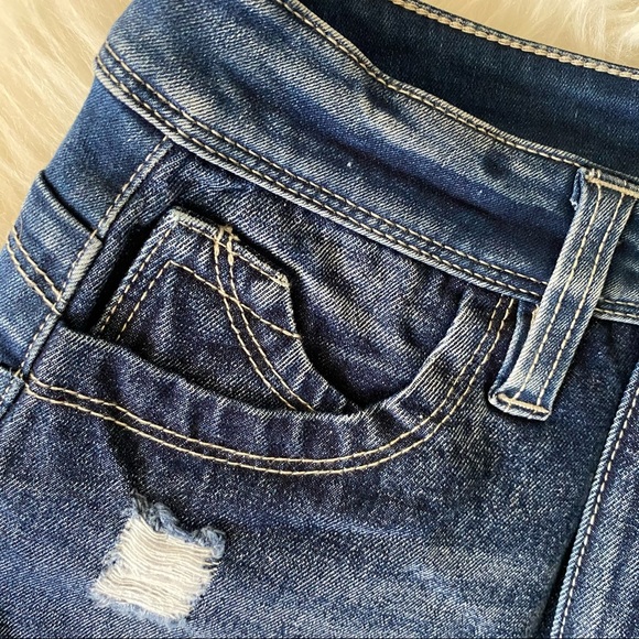 Jean distressed blue stretch shorts - Picture 5 of 9